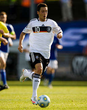 Mesut Özil