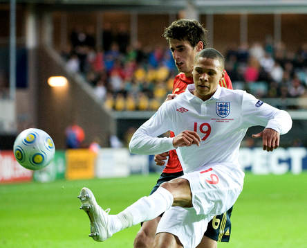 Kieran Gibbs, England. Javi Martinez, Spanien