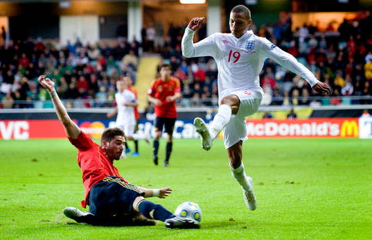 Javi Garcia, Spanien, Kieran Gibbs, England