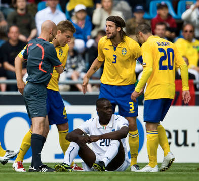 Rasmus Bengtsson, Mattias Bjärsmyr och Emir Bajrami,