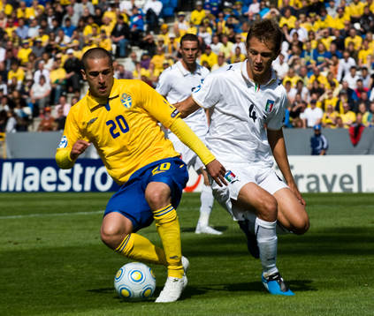 Emir Bajrami, Sverige, Domenico Criscito, Italien