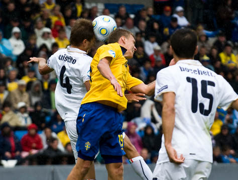 Pontus Wernbloom, Sverige, nickduell med Domenico Criscito,
