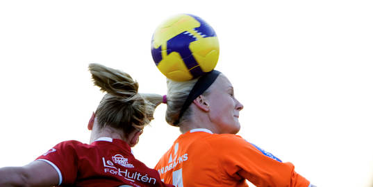 Kaylyn Kyle och Therese Persson, nickduell