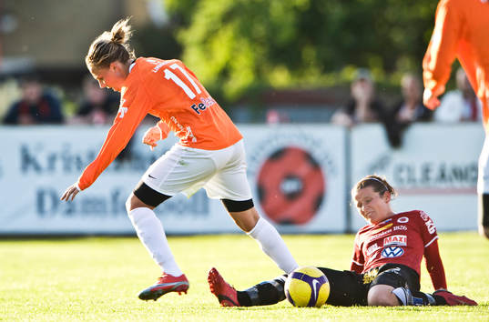 Brittany Timko, Piteå och Erla Arnardóttir, Kristianstad,