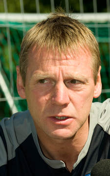 Stuart Pearce, förbundskapten