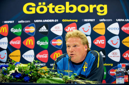 Förbundskapten Jörgen Lennartsson på presskonferensen