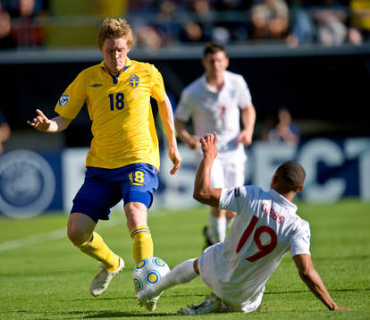Rasmus Elm, Sverige och Kieran Gibbs, England