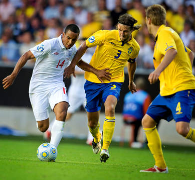 Mattias Bjärsmyr, Sverige. Theo Walcott, England