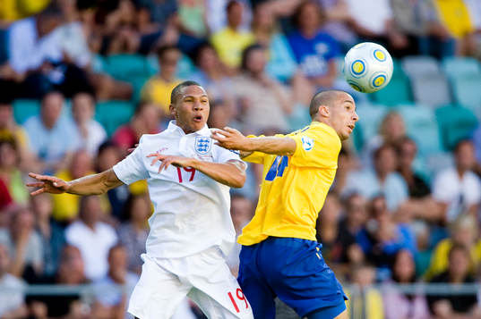 Kieran Gibbs, England och Guillermo Molins, Sverige