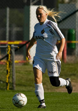 Elin Karlsson, AIK