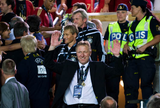Horst Hrubesch, förbundskapten, Tyskland, jubel, glädje.