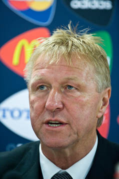 Horst Hrubesch, förbundskapten