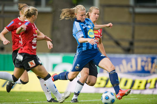 Linda Sällström, Djurgården jagas