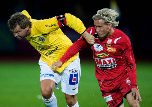 Jens Gustafsson, Falkenberg. Adam Berner, Mjällby