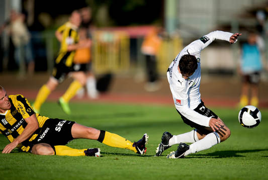 Josef Karlsson, Häcken. Alejandro Bedoya, Örebro