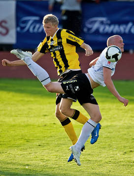 Tom Söderberg, Häcken. Michael Jidsjö, Örebro