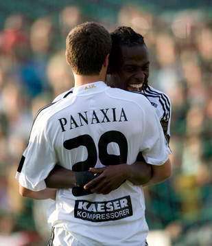 1-2 till AIK tack vare Martin Kayongo-Mutumba. Jubel,