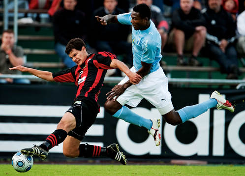 Mauricio Albornoz, Brommapojkarna, stoppar Edward Ofere,