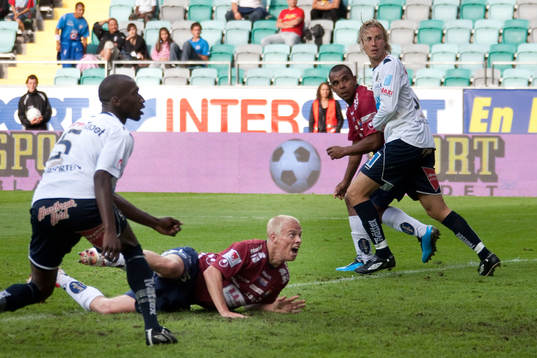 Markus Anderberg gör 2-0 för ÖIS