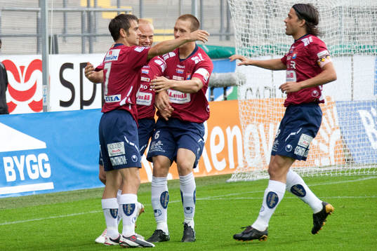 Björn Anklev jublar