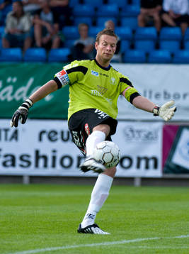 Viktor Noring, Målvakt