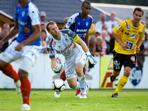 Henrik Gustavsson, Målvakt Åtvidaberg