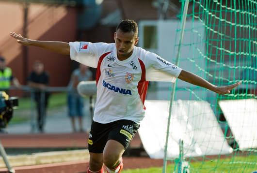 Tiago Pereira, Assyriska, jubel