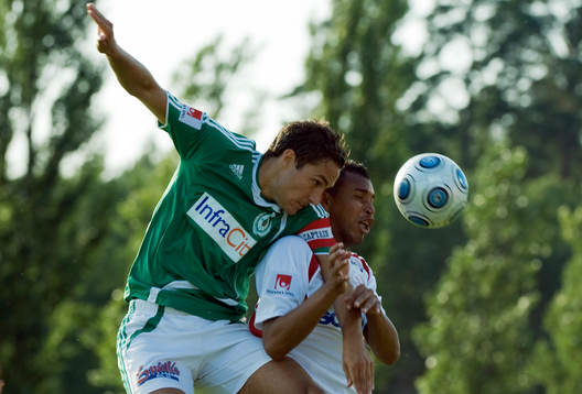 Niklas Backman, Väsby och Tiago Pereira, Assyriska