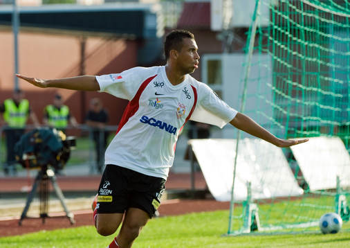 Tiago Pereira, Assyriska, jubel