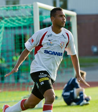 Tiago Pereira, Assyriska, jubel