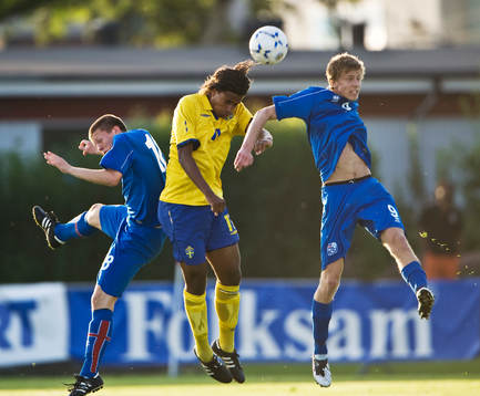 Isak Thelin, Sverige och Sindri Snaer Magnusson, Island, i