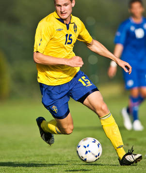 Anton Henningsson, Sverige