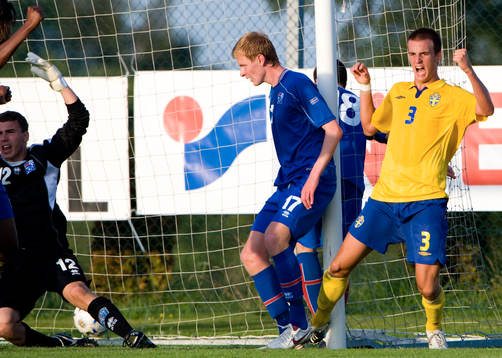 2-3, Linus Norman, Sverige, har reducerat