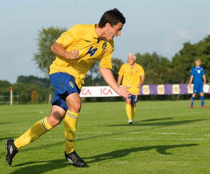 1-0 till Sverige, Egzon Llopaschtica, jubel, glädje
