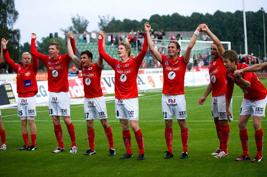 Rasmus Elm och Kalmar, jubel med fansen
