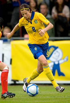 Lotta Schelin