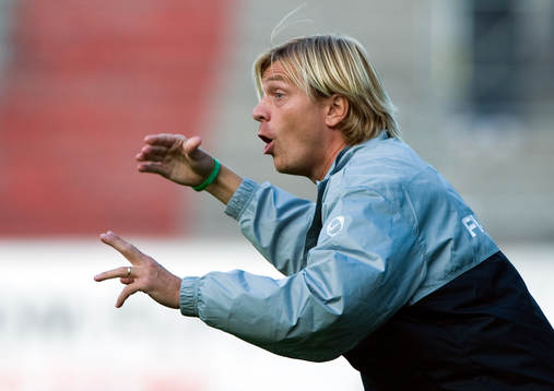 Tony Gustavsson, tränare