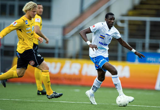 David Löfquist, Mjällby och Russell Mwafulirwa,