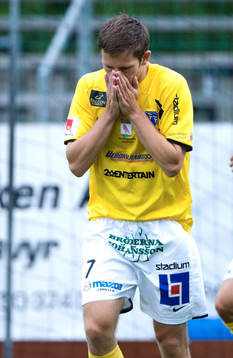 Bläddra bland fler bilder av Fotboll, Superettan, Assyriska - Falkenberg