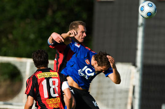 Emir Kujovic, Halmstad och Mikkel Jensen, Brommapojkarna