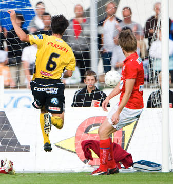 1-1 Helgi Danielsson