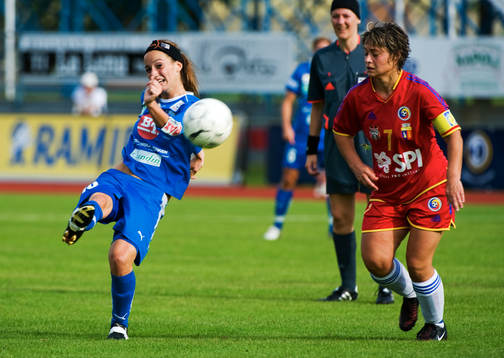 Fotboll, dam, UEFA, Women Champions League, Clujana -