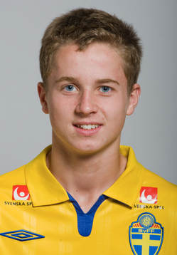 Adam Lundqvist, Sverige