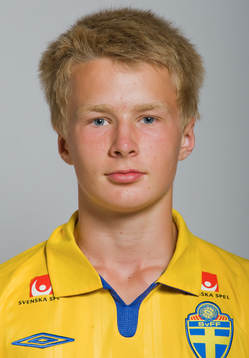 Jacob Une Larsson, Sverige