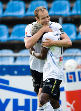 0-1 Kim Olsen, grattas av Eric Bassombeng