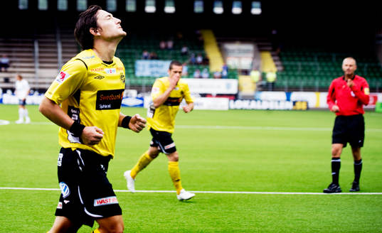 Stefan Ishizaki, Elfsborg,  knyter nävarna