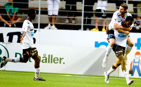 Yannick Bapupa, Yussif Chibsah, Jonatan Berg, Gefle jubel