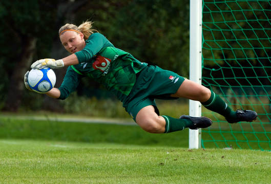 Ulla-Karin Rönnlund, målvakt