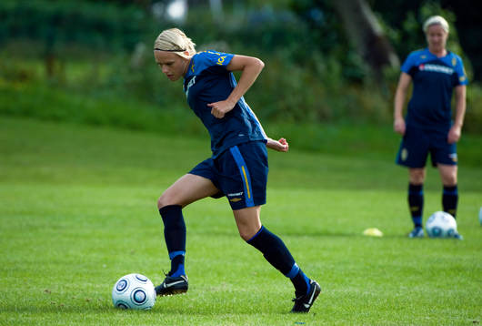 Linnea Liljegärd, Sverige