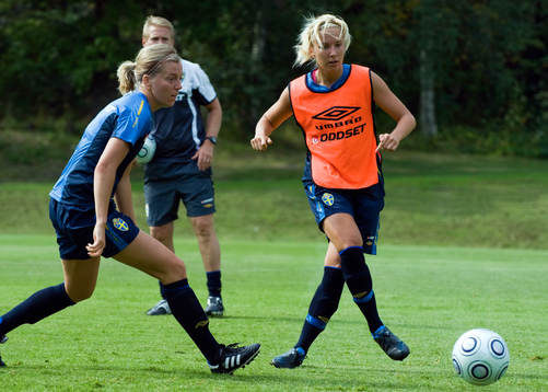 Linda Sembrant och Louise Fors, Sverige